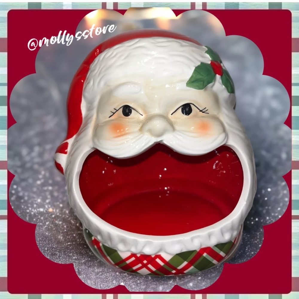 ❄️ New Winter Wonder Lane Christmas Santa Candy Dish, Red, White & Green